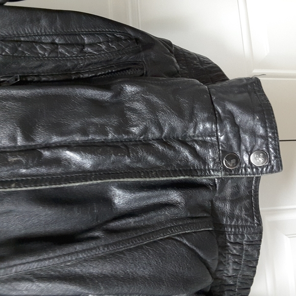 Wilsons Men`s Vintage Leather Jacket - Picture 5 of 5